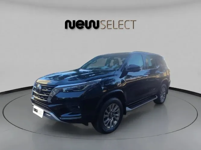 Toyota Hilux SW4 SRX 4X4 2.8 TDI 16V Dies. Aut. 2022