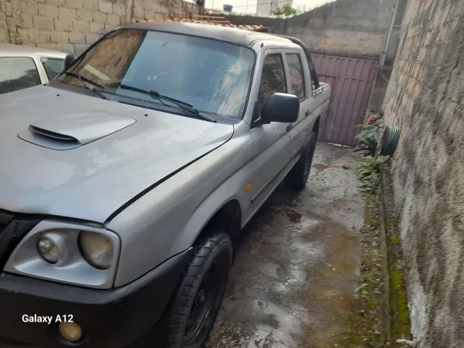 Mitsubishi L200 GL 2.5 4X4 CD Diesel 2012