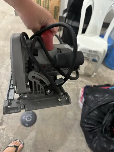 Serra Circular Skilsaw Sidewinder (Modelo SPT 67 WMB) de 7-1/4
