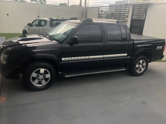 Chevrolet S10 Pick-up Exec. 2.8 4X2 CD TB Int.dies 2011