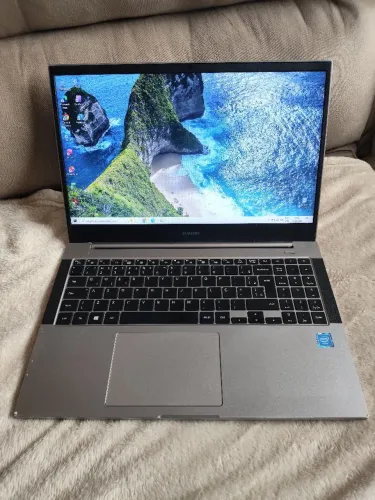 Notebook Samsung Book 15.6" Gray - SSD Samsung 128GB + Office 2021 - Ótimo Estado