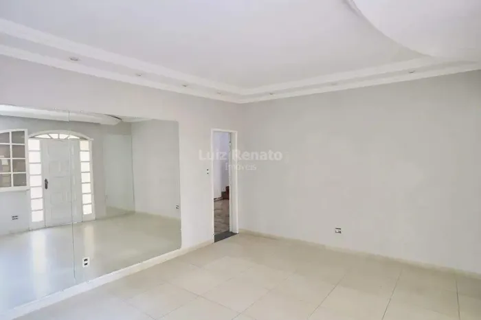 Casa à venda no bairro Cidade Nova