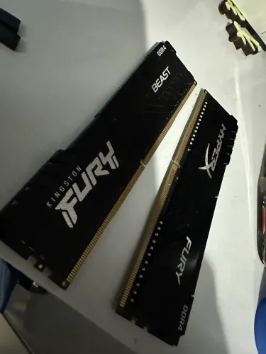 Memória ram Fury 8gb (cada) 2666hz