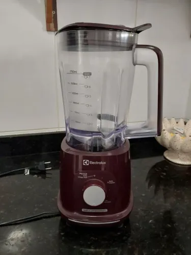 Liquidificador Eletrolux grande