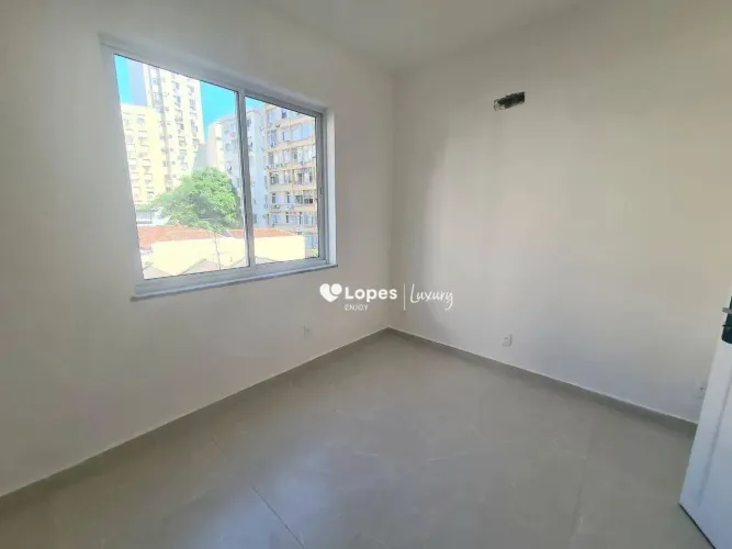 Excelente sala quarto - vista livre - vaga na escritura - R$ 950.000 - Ipanema - Rio de Ja