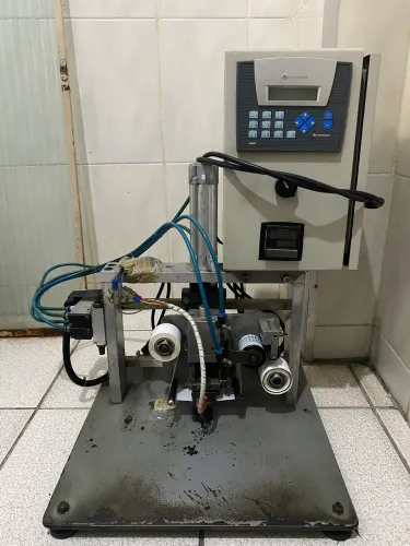 TERMO-DATADOR PNEUMÁTICO DE BANCADA 