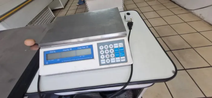 EQUIPAMENTOS PARA MERCADO E AÇOUGUE COMPLETO.