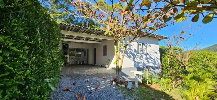 Bela chácara em Águas Mornas - SC