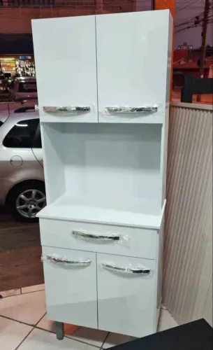 Armario de cozinha pequeno