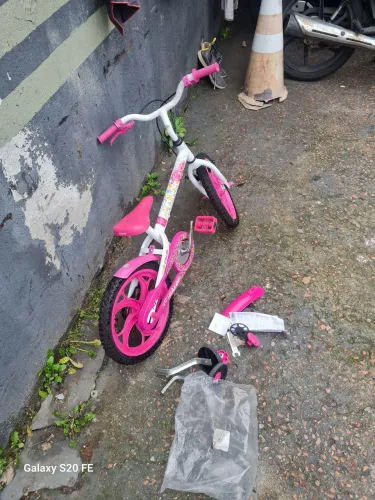 Bicicleta ? infantil com rodinhas e manual
