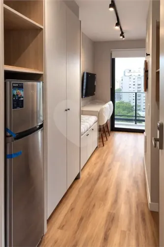 Studio Mobiliado para Locação na Rua Oscar Freire | Ao Lado do Metrô | Pronto para Morar