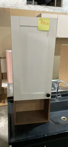 Armário superior parede pequeno usado com porta 31,5x18x87