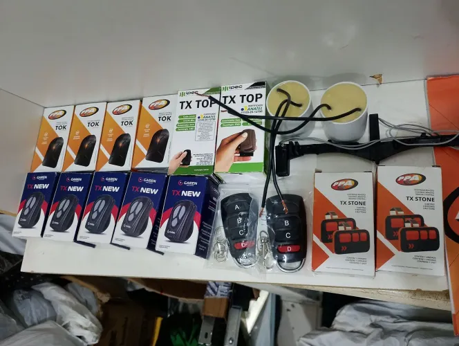 CONTROLES REMOTOS PARA O SEU PORTÃO ELETRÔNICO/ TEMOS TODOS OS MODELOS DE CONTROLES 