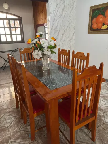 Vende-se mesa de jantar