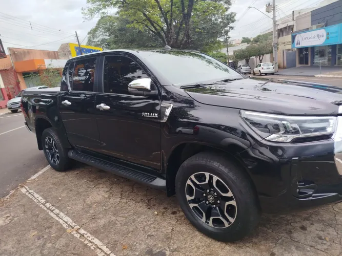 Toyota Hilux CD SRX 4X4 2.8 TDI 16V Diesel Aut. 2021