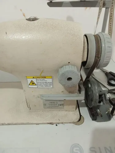 Vende uma máquina industrial