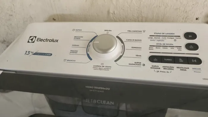 Máquina de Lavar Roupas - Electrolux 13kg - Excelente Estado