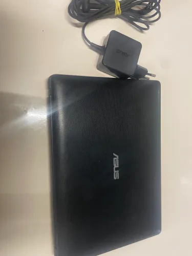 Netbook da asus com Windows 10 funcionando perfeitamente