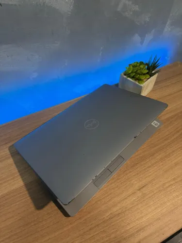 Notebook Dell Precision i5 10° 8GB SSD (PARCELAMOS EM ATÉ 12x)