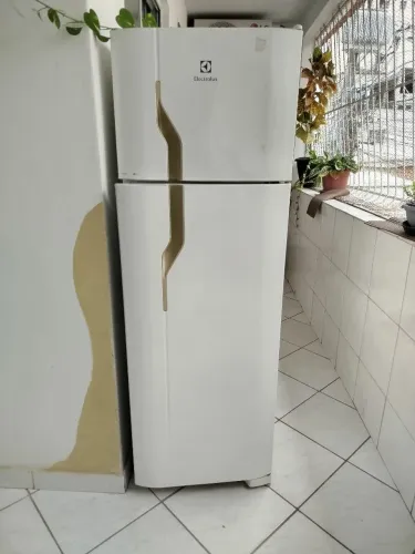 Geladeira Electrolux 2 portas