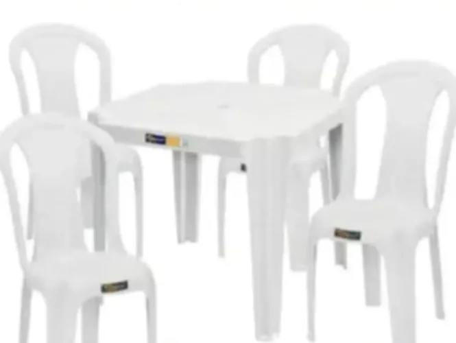 Jogo se mesa plástico novo