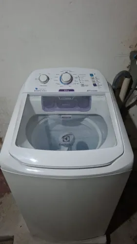 Vendo máquina de lavar roupa Electrolux 8,5 kg seminova