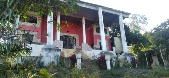 Templo enorme à venda em Belford roxo