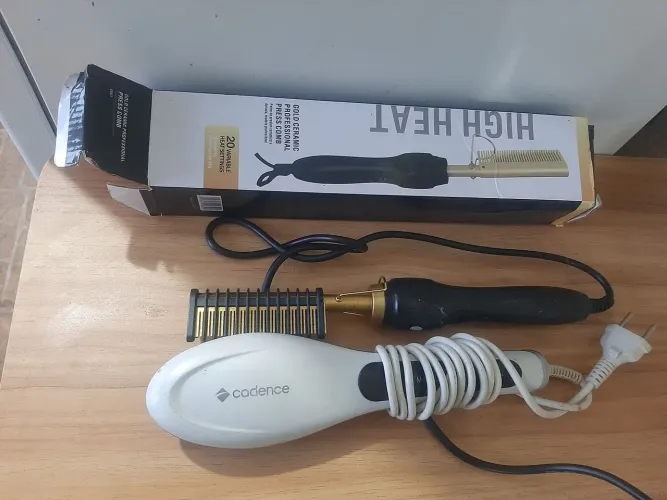 Escova alisadora  e pente  eletrico