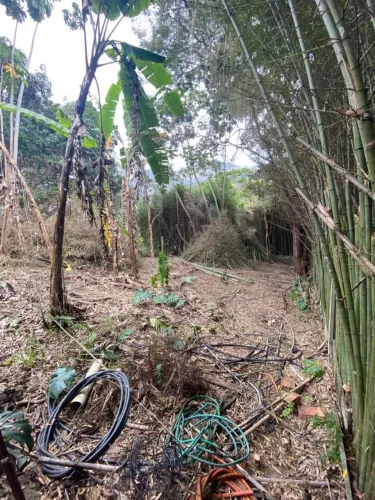 Alugo terreno reta de Itaipava