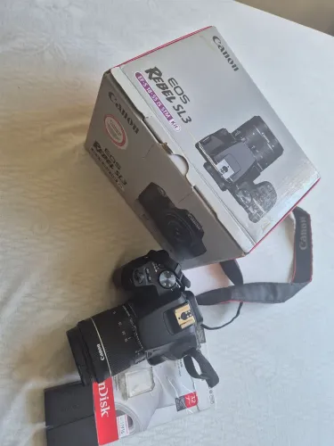 Camera Cannon SL3
