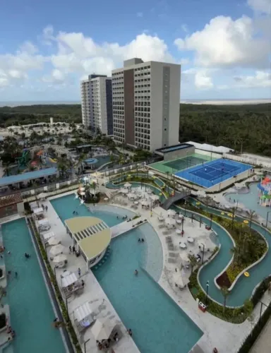 BEACH RESORT SALINAS