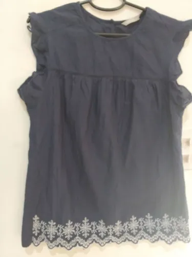 Blusa com detalhes