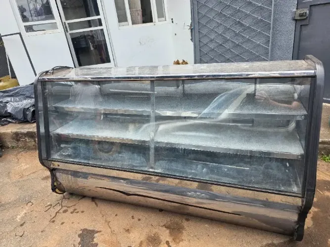 BALCÃO REFRIGERADO TOOP BRT 180 (EXPOSITOR)