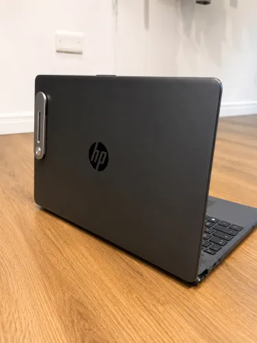 Notebook HP 250 G8 i3 11ª Geração | 8GB | SSD 256GB | Windows 11 + Suporte Magnético
