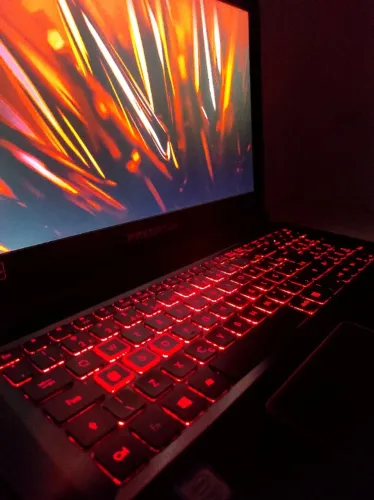 Notebook Gamer Acer Predator i7 GTX 1060 6GB = RTX 3050