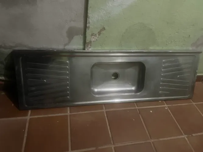 Pia de aço inoxidável