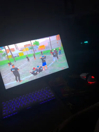 Munitor 100hz ecer