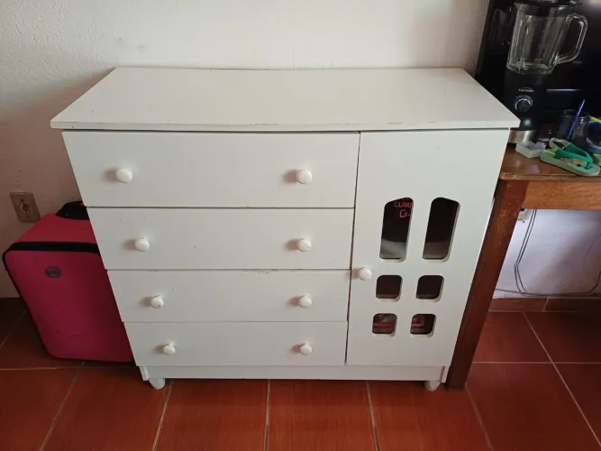 Cômoda infantil