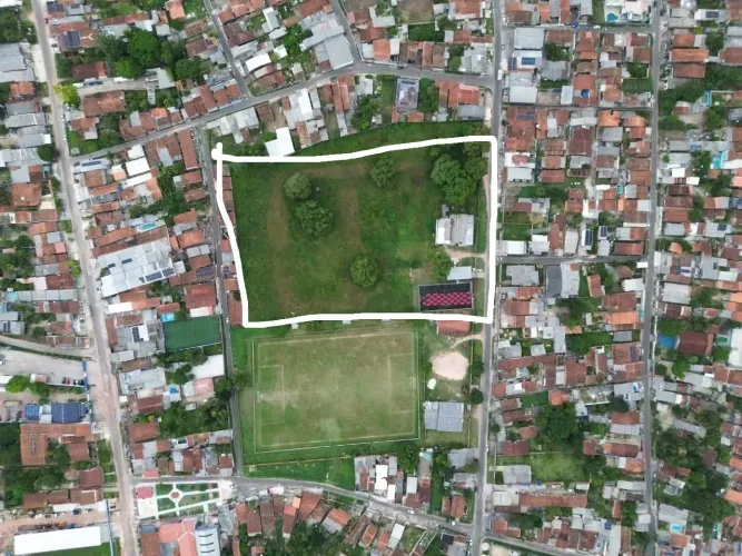 VENDO TERRENO DOCUMENTADO EM MARITUBA-PA, À 700 METROS DA BR 316.