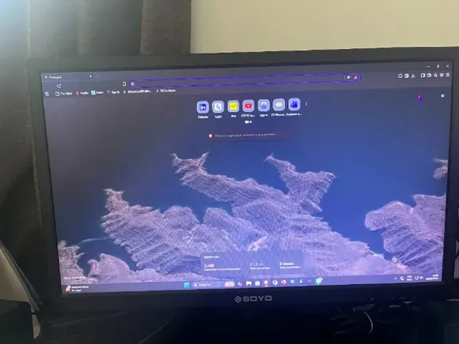 Monitor Soyo 20" LED Widescreen - Excelente Estado
