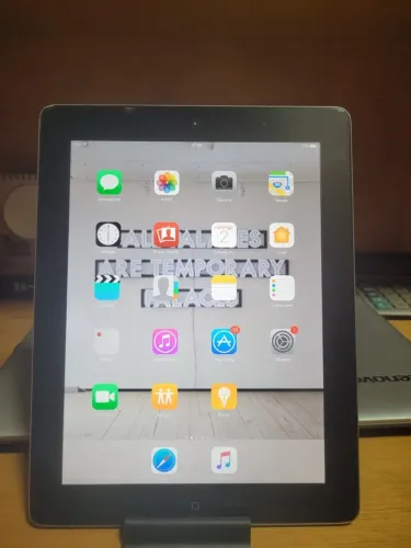 IPad 16Gb 4º Geração com carregador