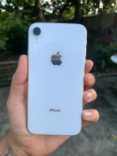 iPhone XR