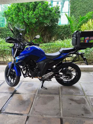 Yamaha FZ 25