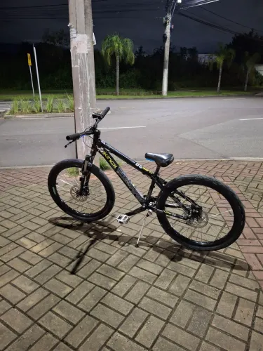 Bicicleta Viking x Aro 26