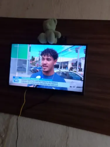 TV SMART 28 POLEGADAS MARCA PHILCO