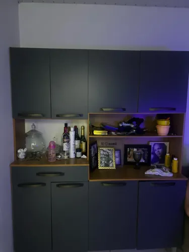 Estante de sala
