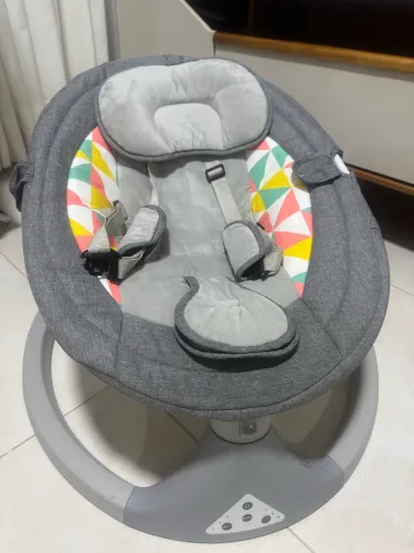 Cadeira de balanço para bebê