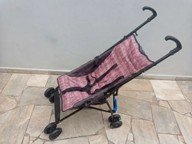 Carrinho de bebê/criança