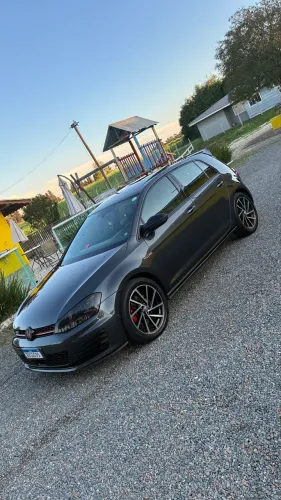Volkswagen Golf GTI 2.0 TSI 220cv Aut. 2017