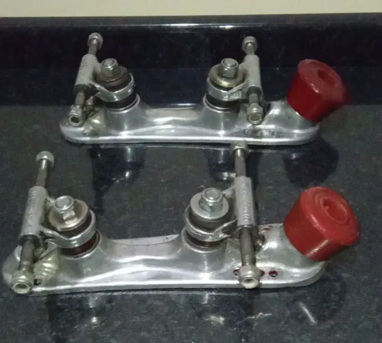 Base de patins dos anos 80 da marca Marco Polo